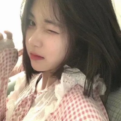 春色无边满杏林