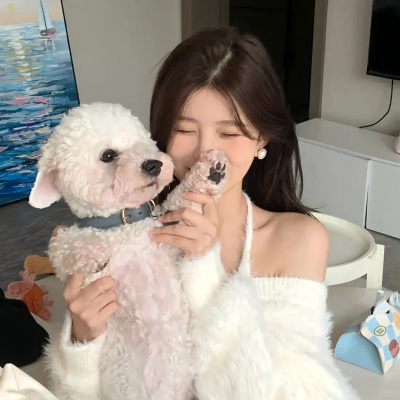 围龙屋里的女人